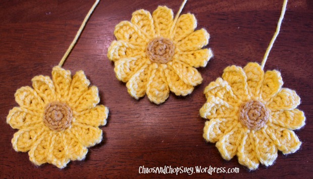 yellow-daisies-appliques